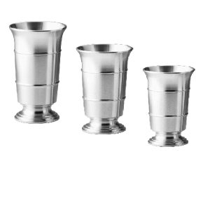 0784 Tinnen beker op voet