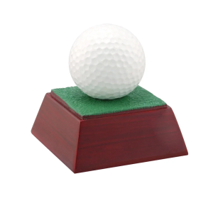 3090 Beeldje "Hole on one"