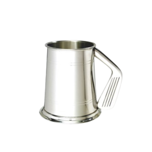0791 Tankard tin met golfhandvat